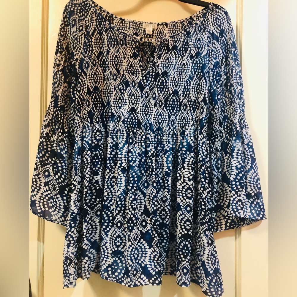 Spence Women’s Large Flowy Bohemian Blue/White Blouse